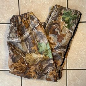 Stearns camo pants